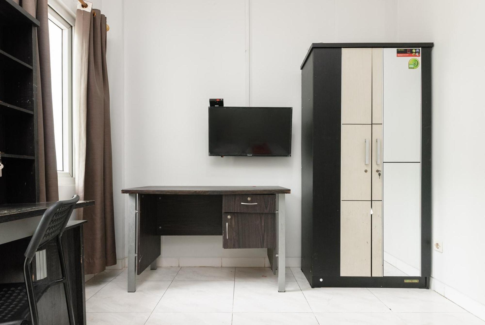 Reddoorz Near Mandaya Royal Hospital Puri Hotel Tangerang Buitenkant foto